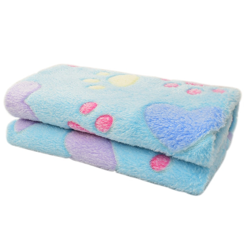 Warm and Cozy for Sumer night covers.  Dog Bed Blanket Soft Fleece Paw Print Dog Blanket Pet Cover Cushion Blanket For Small Medium Large Dog Mat