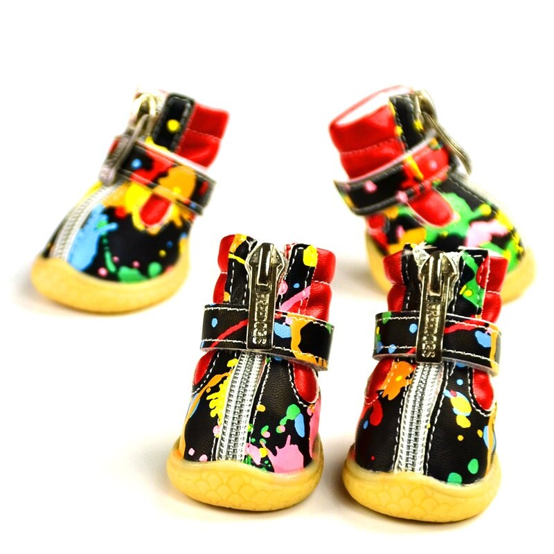 Newest Pet Dog Shoes Winter or Summer Super Warm White Black. Retro Pattern.  4pcs/set Dog Boots Zipper Anti-Slip XS XL Shoes Snow Cute