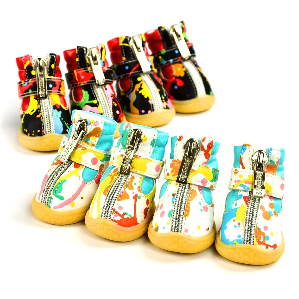 Newest Pet Dog Shoes Winter or Summer Super Warm White Black. Retro Pattern.  4pcs/set Dog Boots Zipper Anti-Slip XS XL Shoes Snow Cute