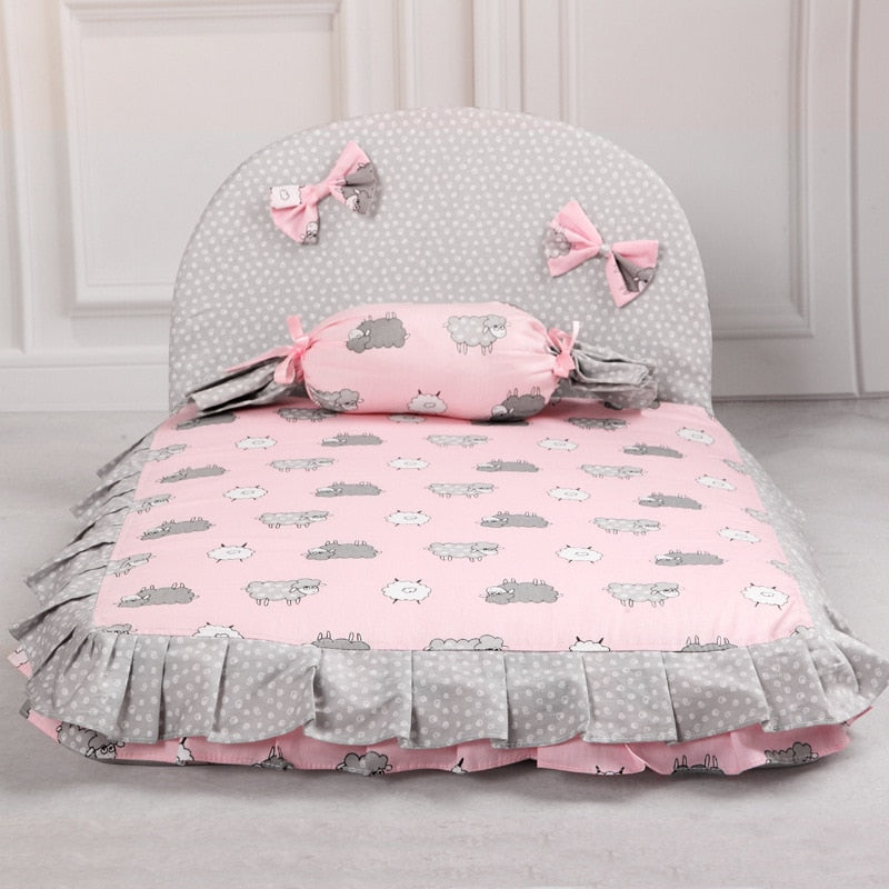 Lovely Dog Bed/Sofa Pad in an adorable pattern. Pamper your favorite prince or princess.